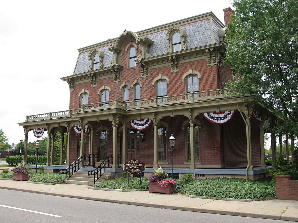 Photograph of the Saxton House, former home of Ida Saxton McKinley, at the First Ladies National Historic Site in Canton, Ohio, United States, as taken on 25 June 2006 by Dustin M. Ramsey.