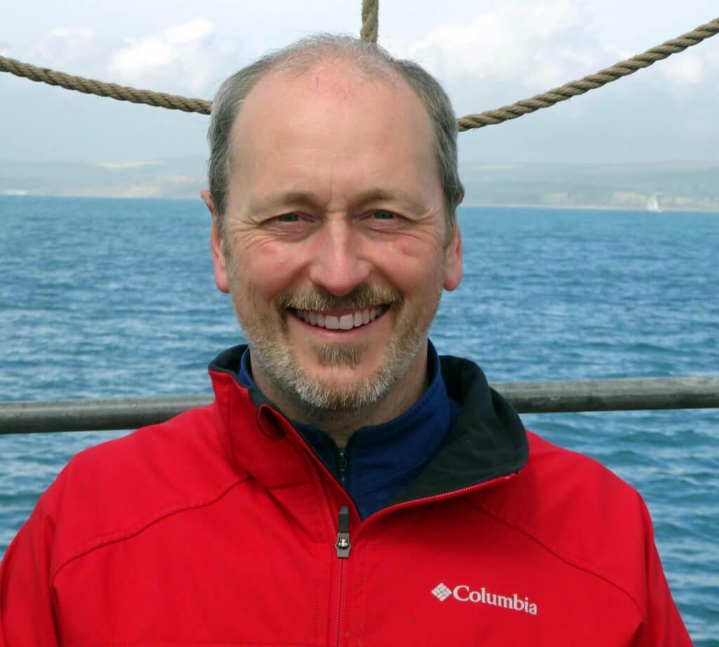 Dr. Simon Wills